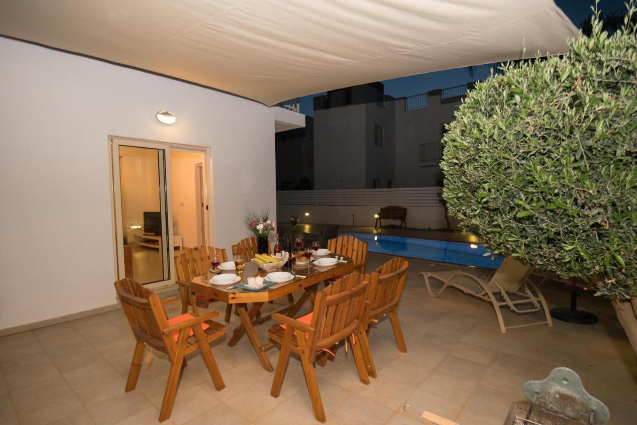 Villa Pomelo Protaras Exterior photo