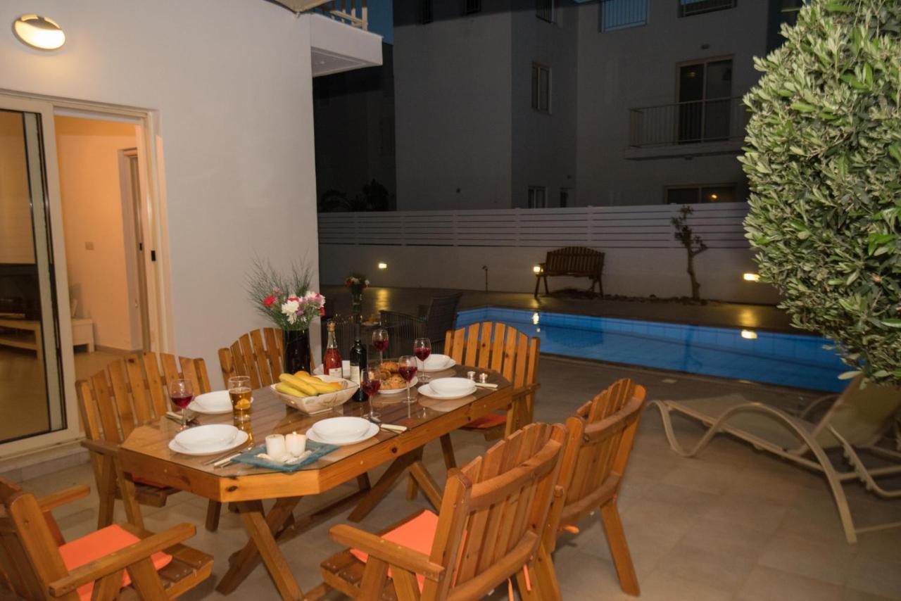 Villa Pomelo Protaras Exterior photo