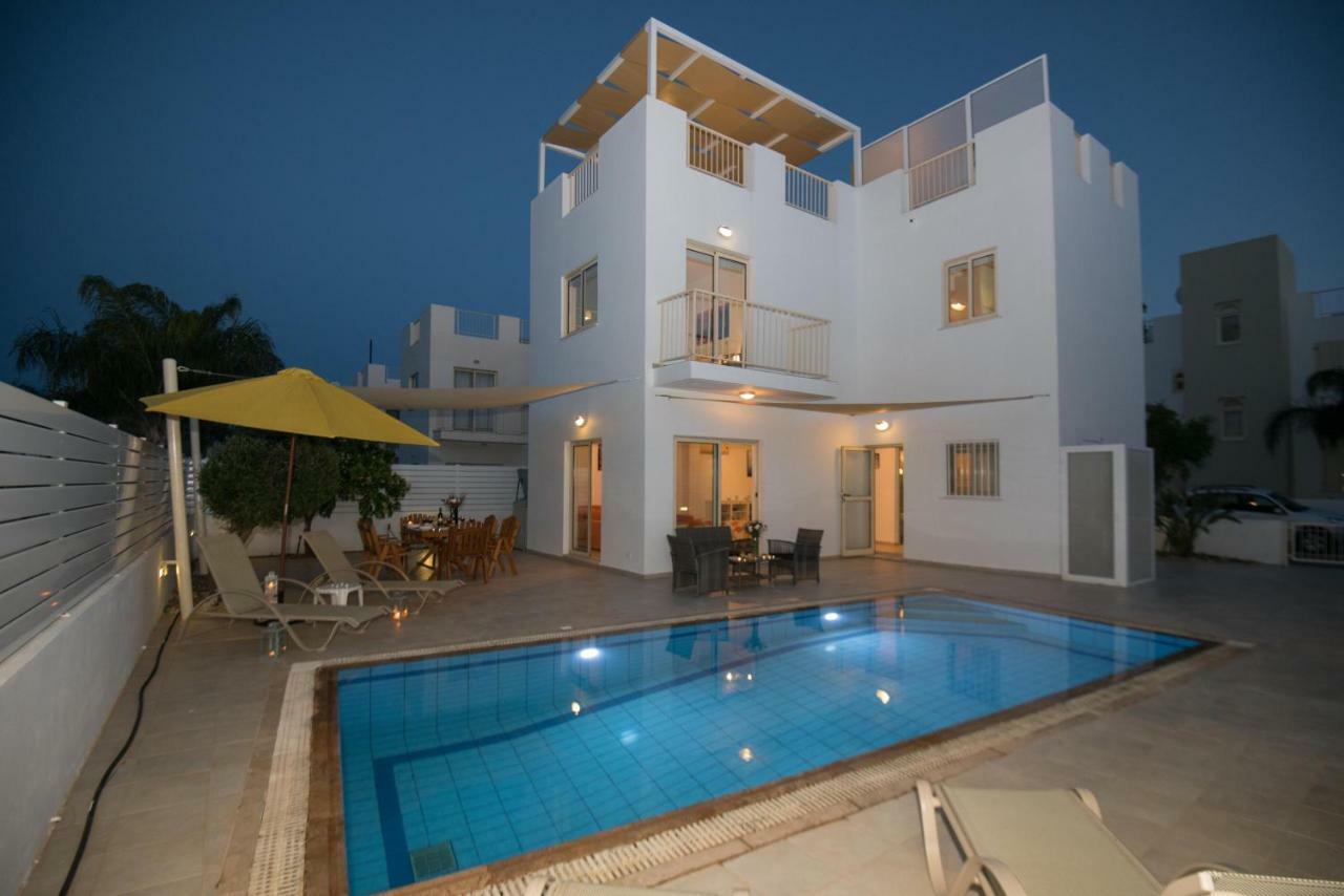 Villa Pomelo Protaras Exterior photo